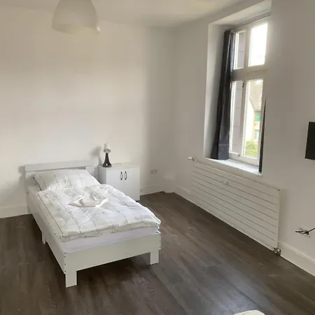 Apartment Sleek In