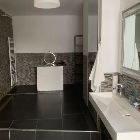 Sleek In Lejlighed *